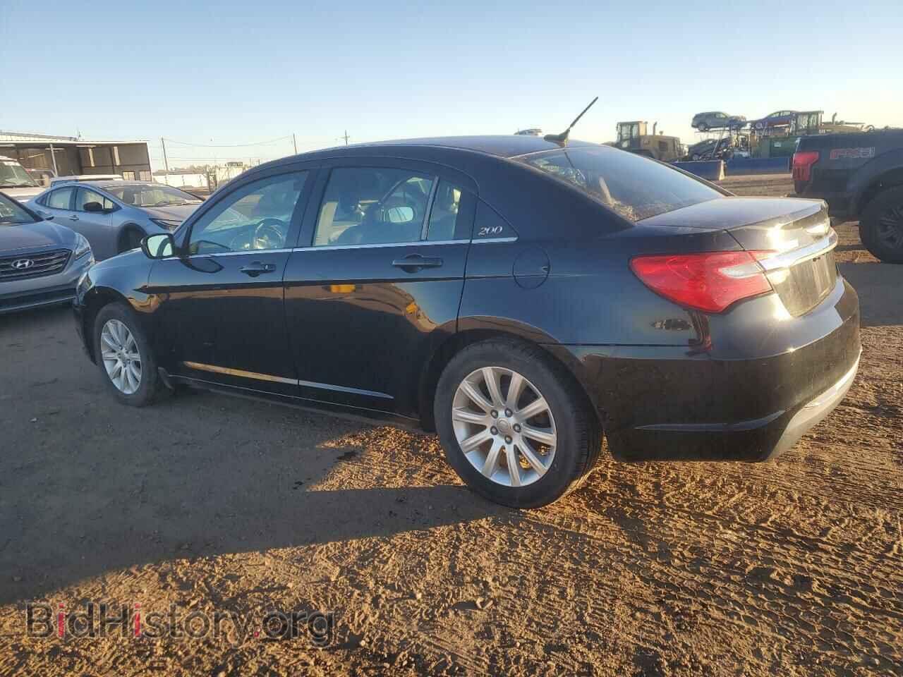 2013 CHRYSLER 200 - VIN: 1C3CCBBB6DN585940 - Фото 2