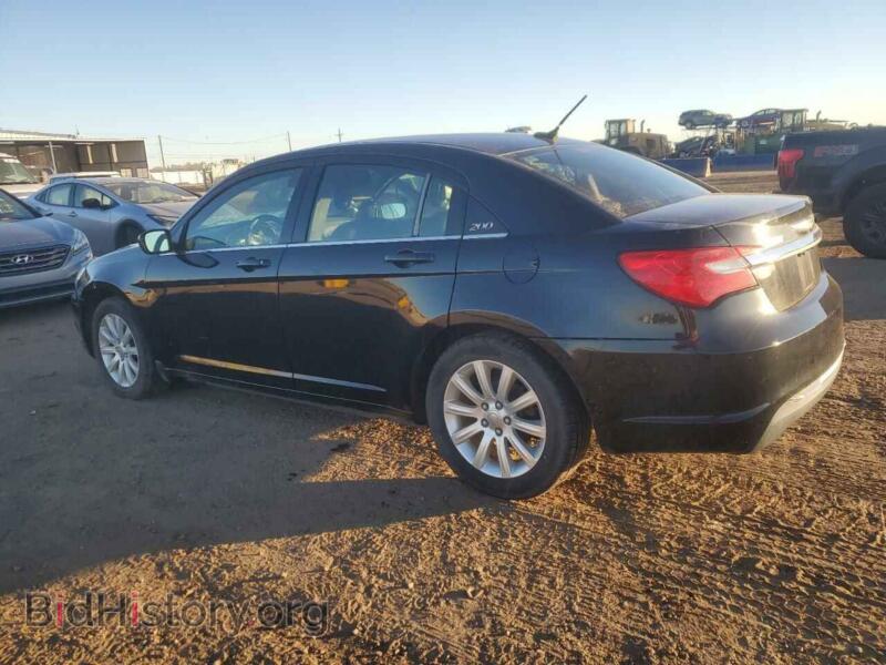 2013 Chrysler 200 (VIN 1C3CCBBB6DN585940) — фото 2 из 12