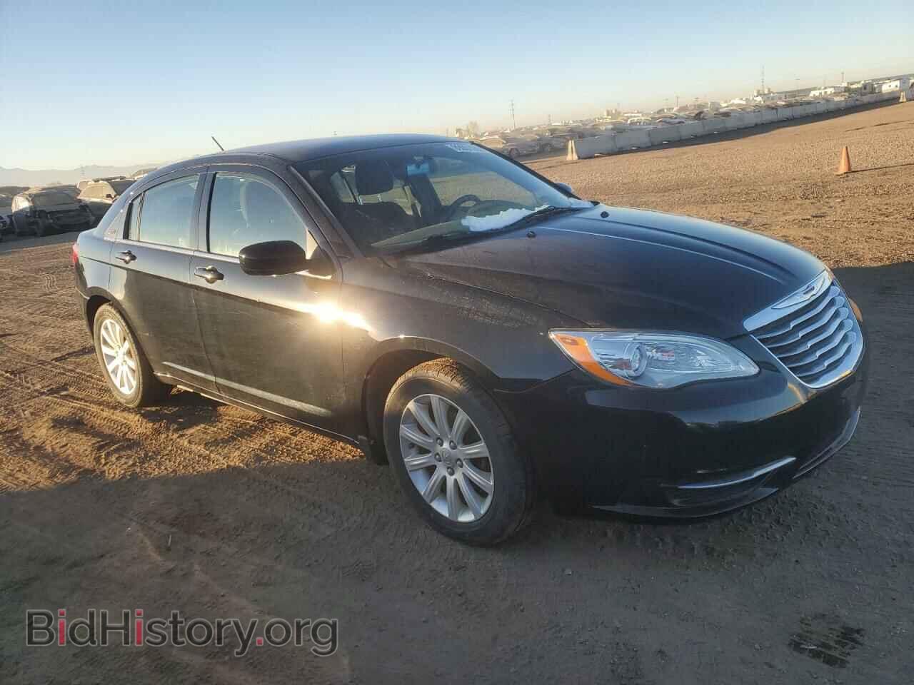 2013 CHRYSLER 200 - VIN: 1C3CCBBB6DN585940 - Фото 4
