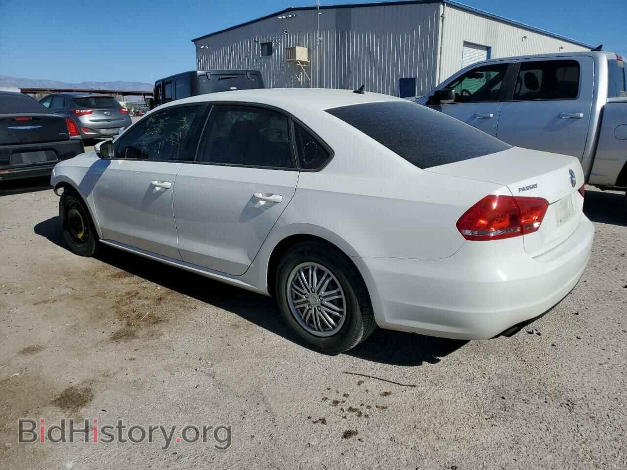 2015 VOLKSWAGEN PASSAT - VIN: 1VWAT7A32FC091578 - Фото 2