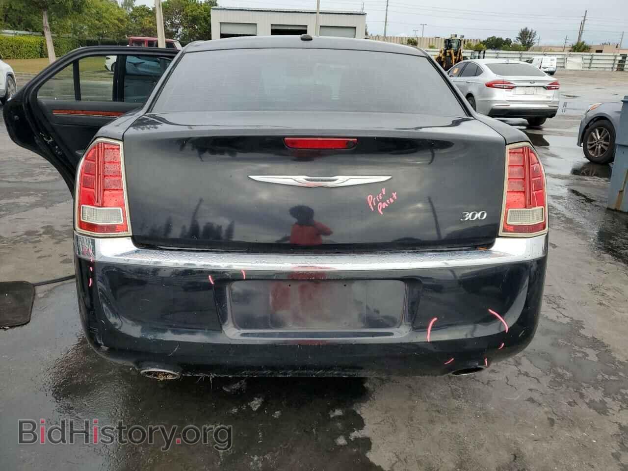2014 CHRYSLER 300 - VIN: 2C3CCAAG2EH288830 - Фото 6