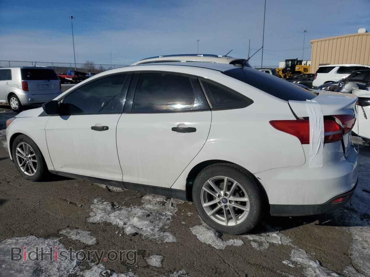 2017 FORD FOCUS - VIN: 1FADP3E26HL315071 - Фото 2
