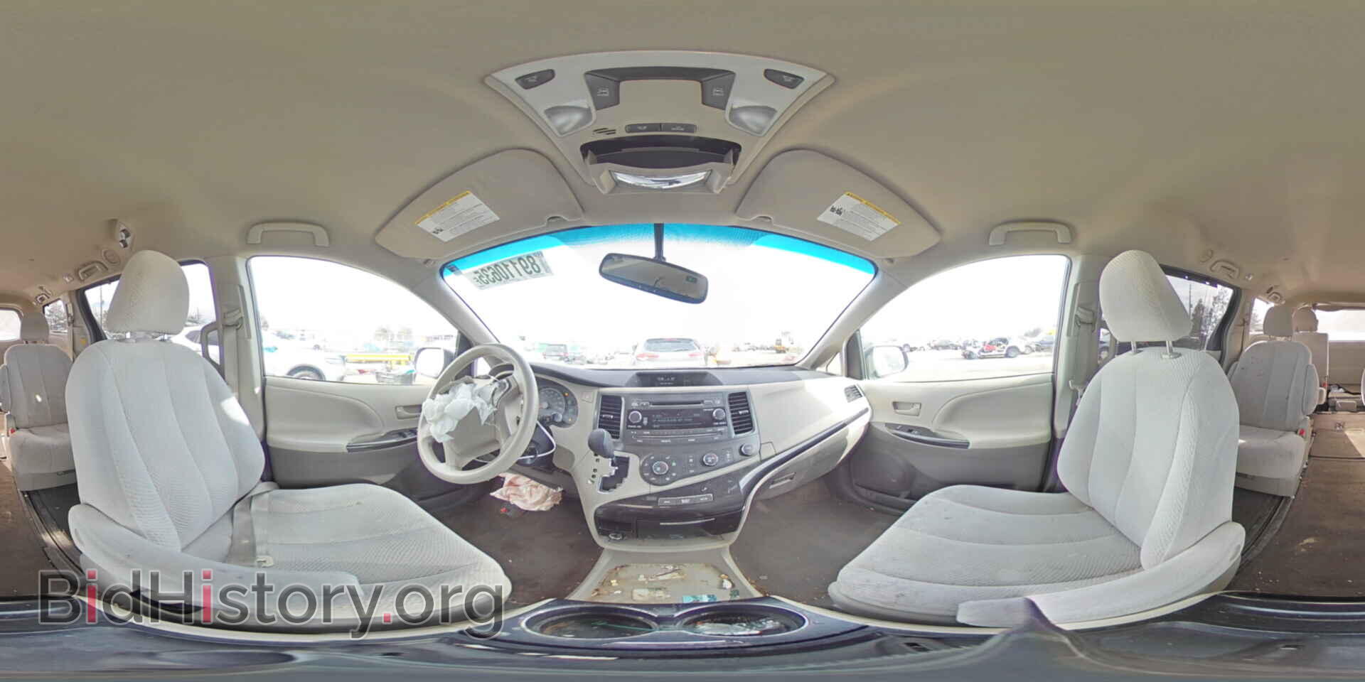 2011 TOYOTA All Models - VIN: 5TDJK3DC7BS024977 - Photo 14