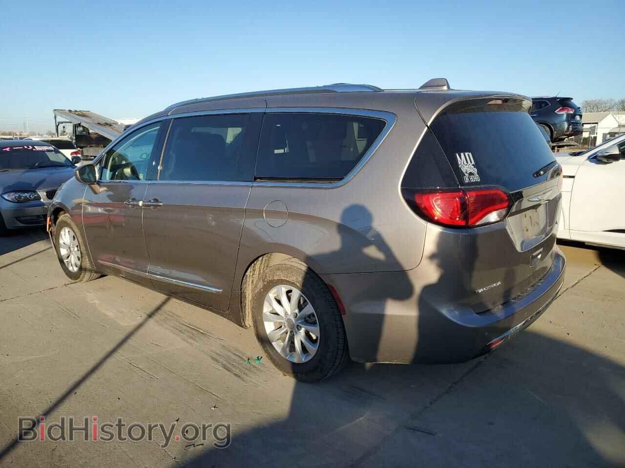 2018 CHRYSLER PACIFICA - VIN: 2C4RC1BG7JR292770 - Фото 2