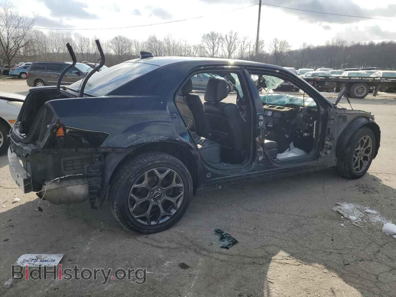 2018 CHRYSLER 300 - VIN: 2C3CCAGG2JH338711 - Фото 3
