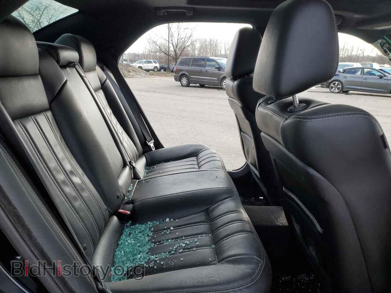 2018 CHRYSLER 300 - VIN: 2C3CCAGG2JH338711 - Фото 10