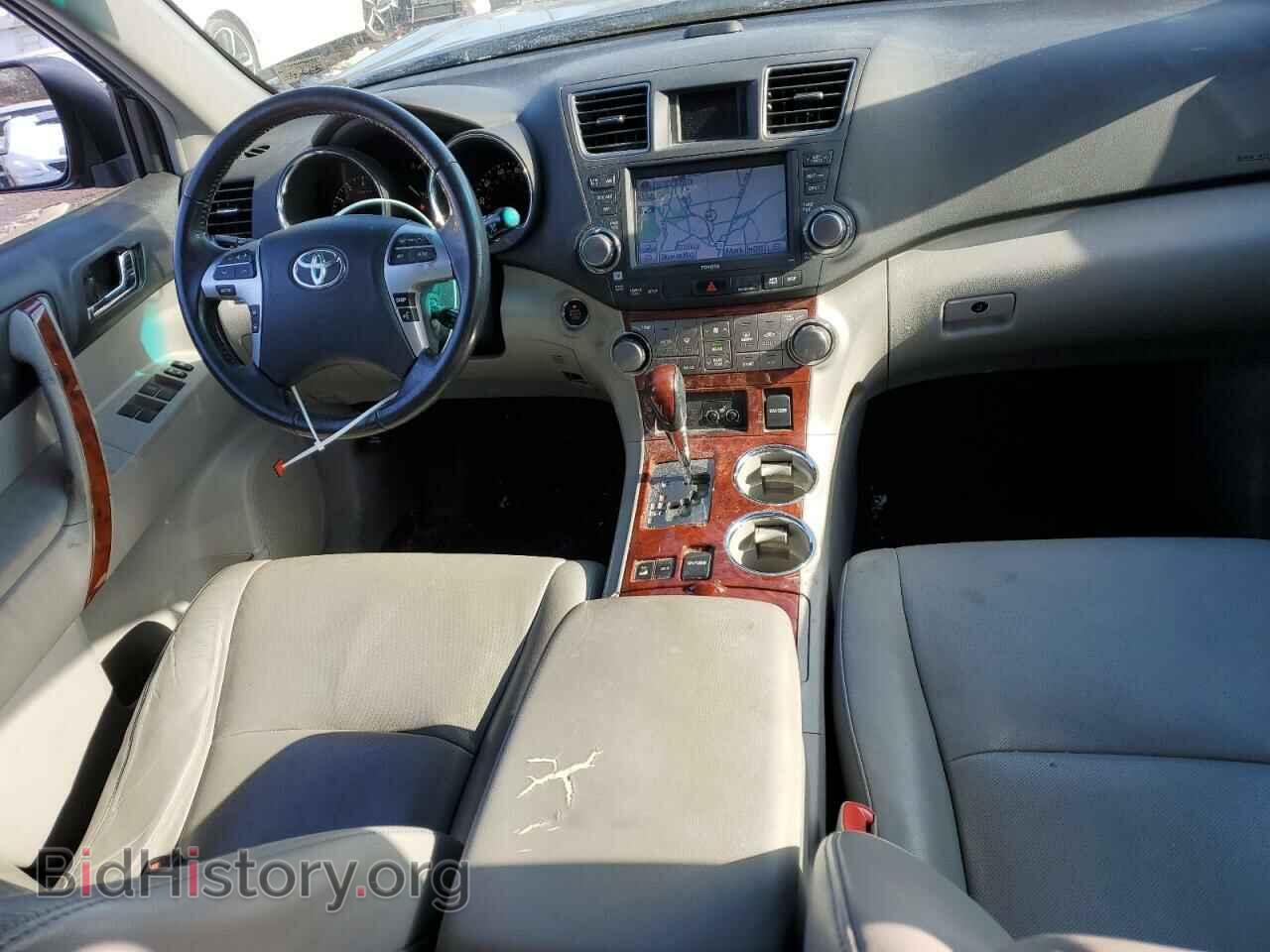 2011 TOYOTA HIGHLANDER - VIN: 5TDDK3EH9BS067837 - Фото 8