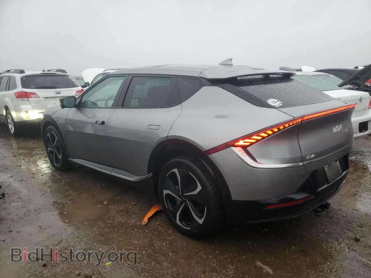 2022 KIA EV6 LIGHT - VIN: KNDC3DLC9N5027015 - Photo 2