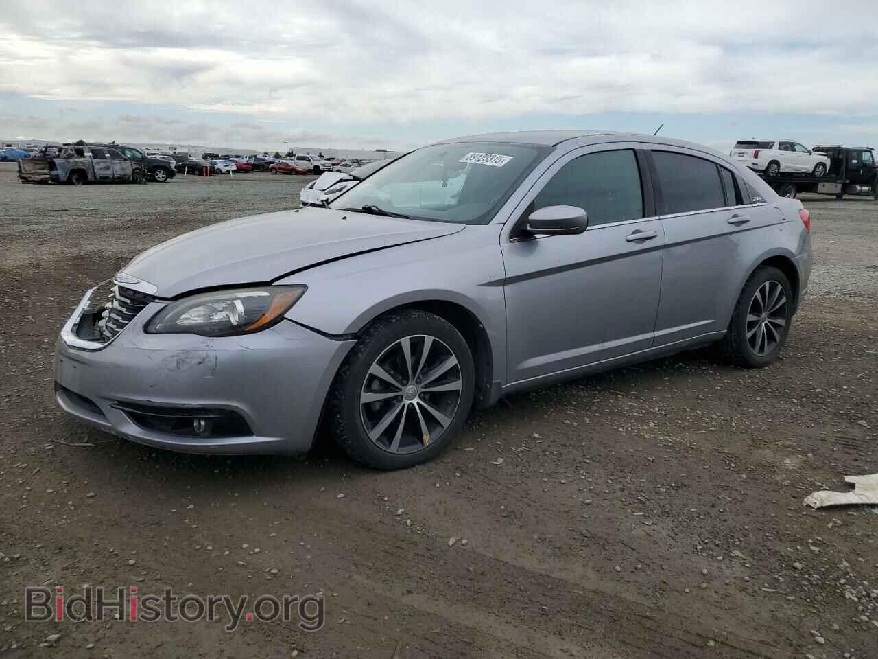 Фотография 1C3CCBBG8DN700212 - CHRYSLER 200 2013