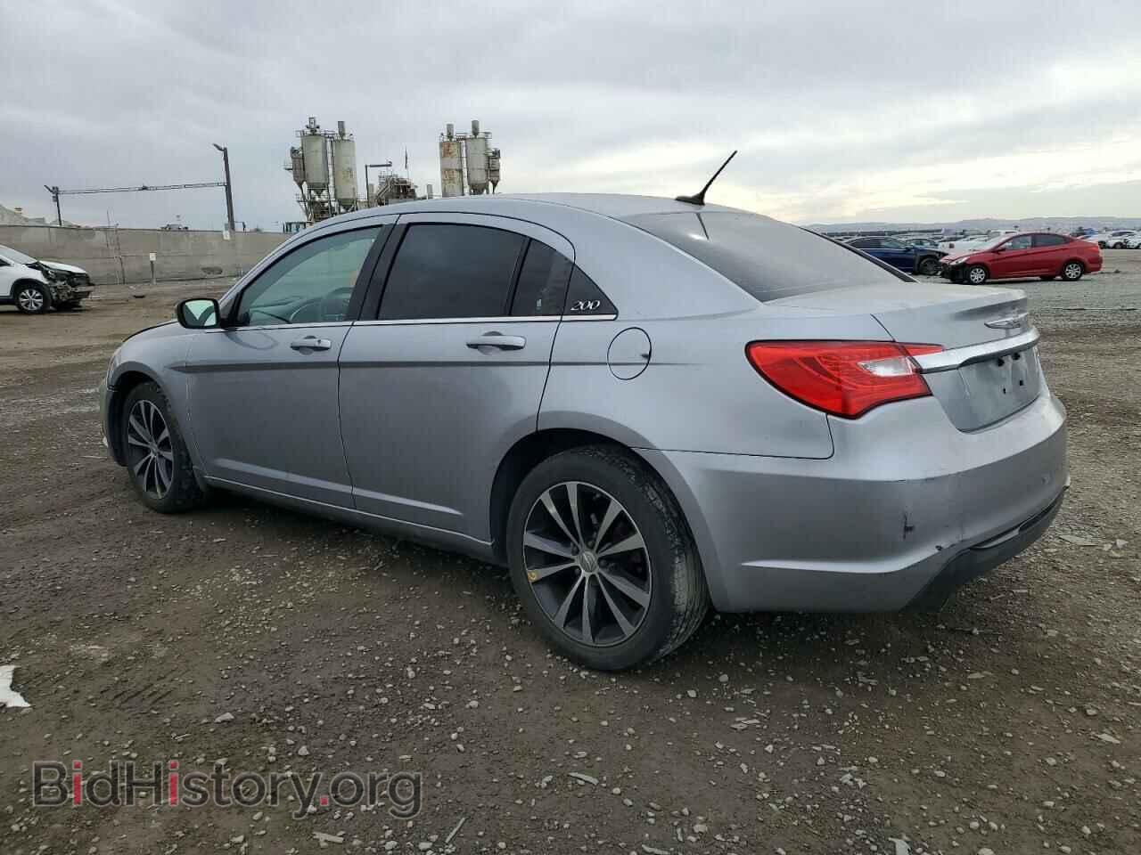 2013 CHRYSLER 200 - VIN: 1C3CCBBG8DN700212 - Photo 2
