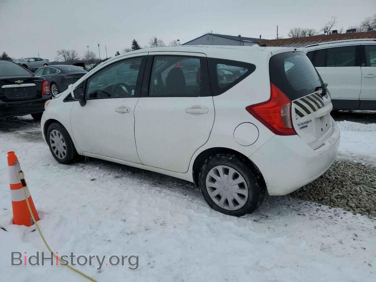 2015 NISSAN VERSA - VIN: 3N1CE2CP2FL376619 - Фото 2