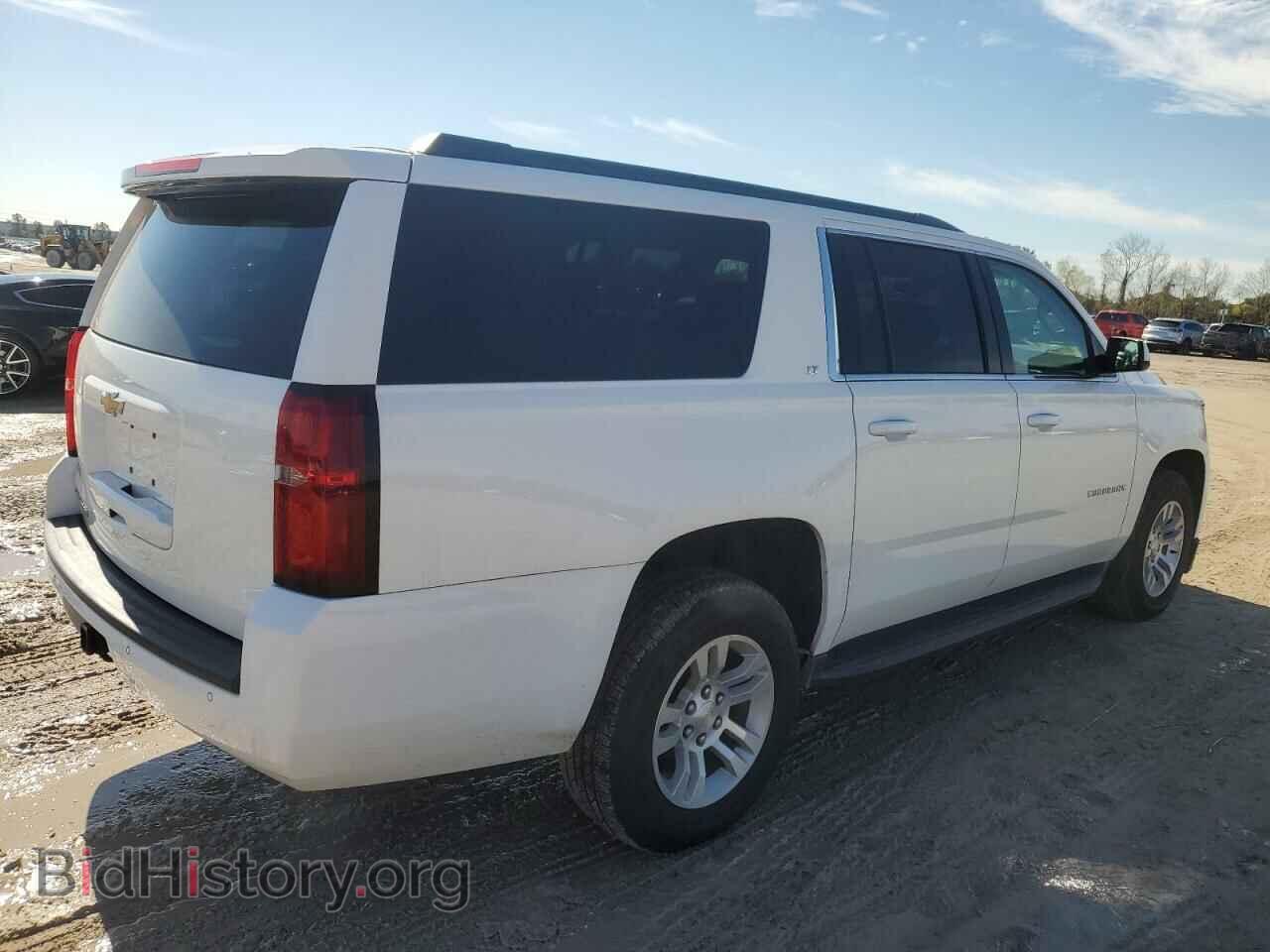 2016 CHEVROLET SUBURBAN - VIN: 1GNSCHKC9GR314166 - Фото 3