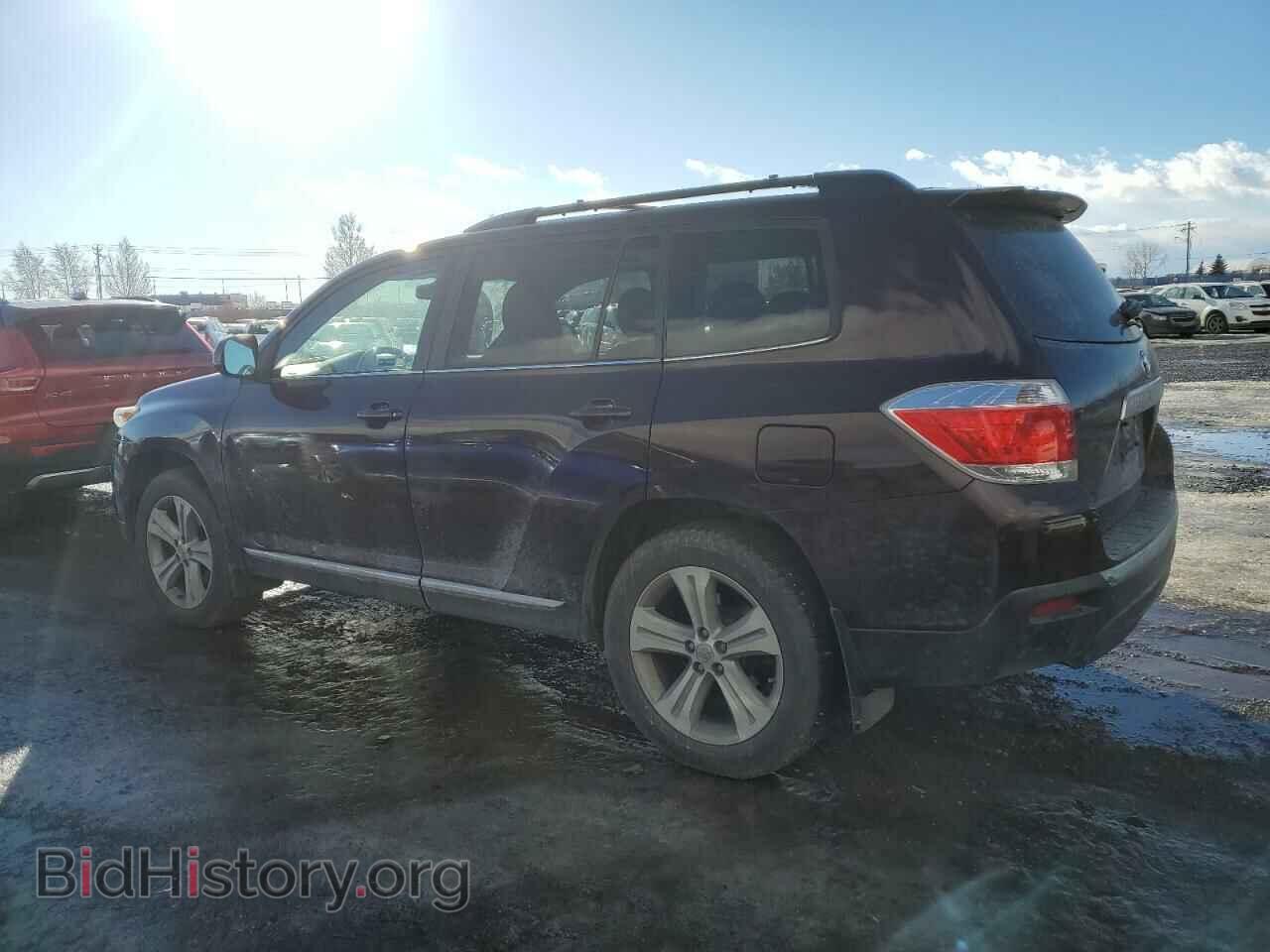2013 TOYOTA HIGHLANDER - VIN: 5TDBK3EH8DS215180 - Фото 2