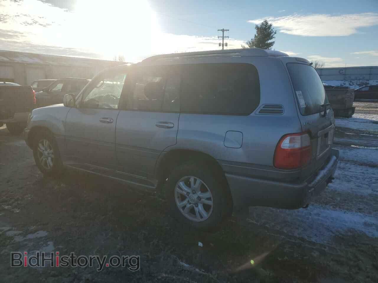 2005 LEXUS LX470 - VIN: JTJHT00W054001306 - Фото 2