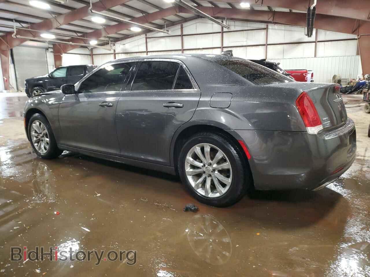 2015 CHRYSLER 300 - VIN: 2C3CCARG3FH781891 - Фото 2