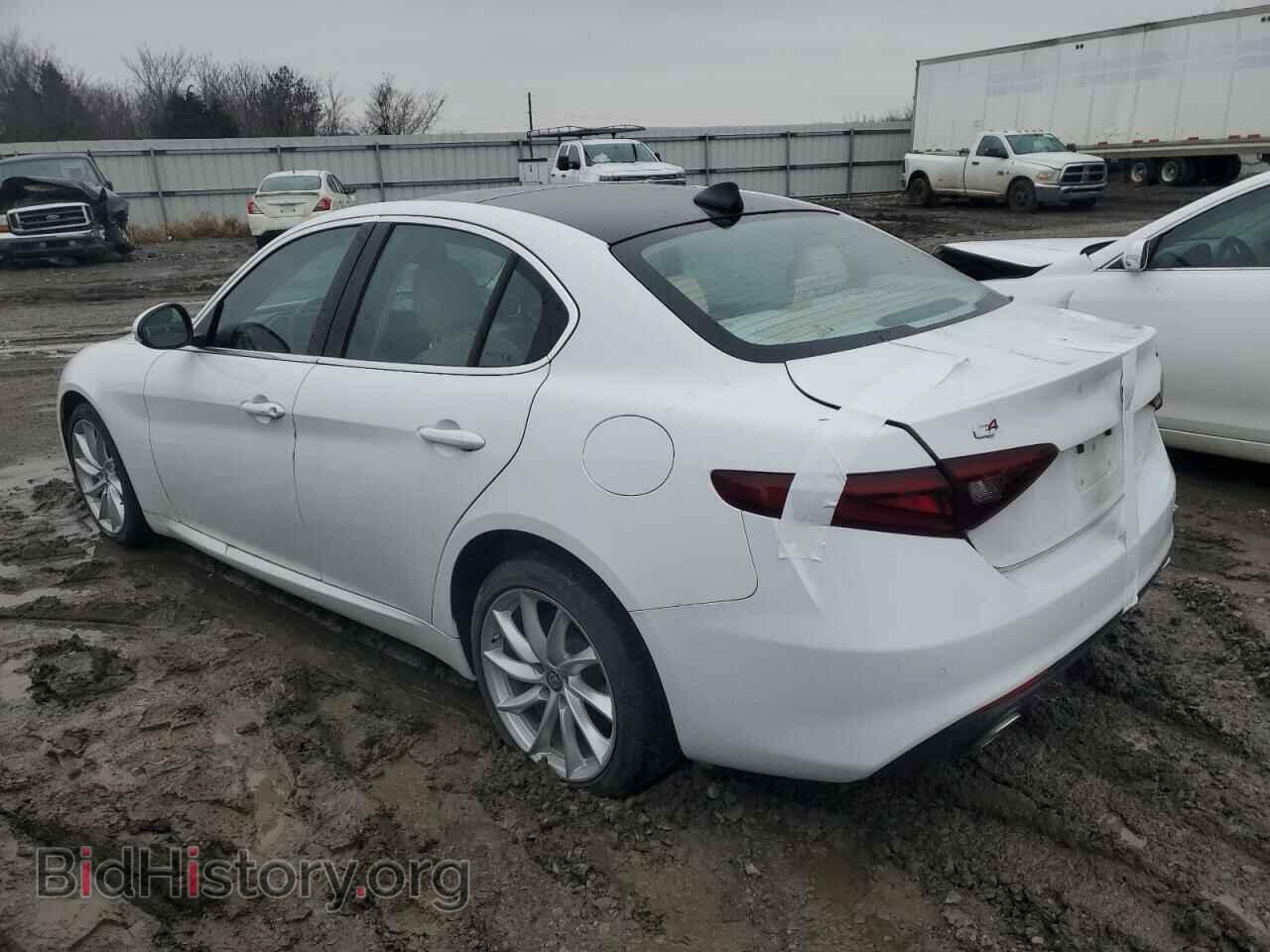 2017 ALFA ROMEO GIULIA - VIN: ZARFAEEN7H7537997 - Фото 2