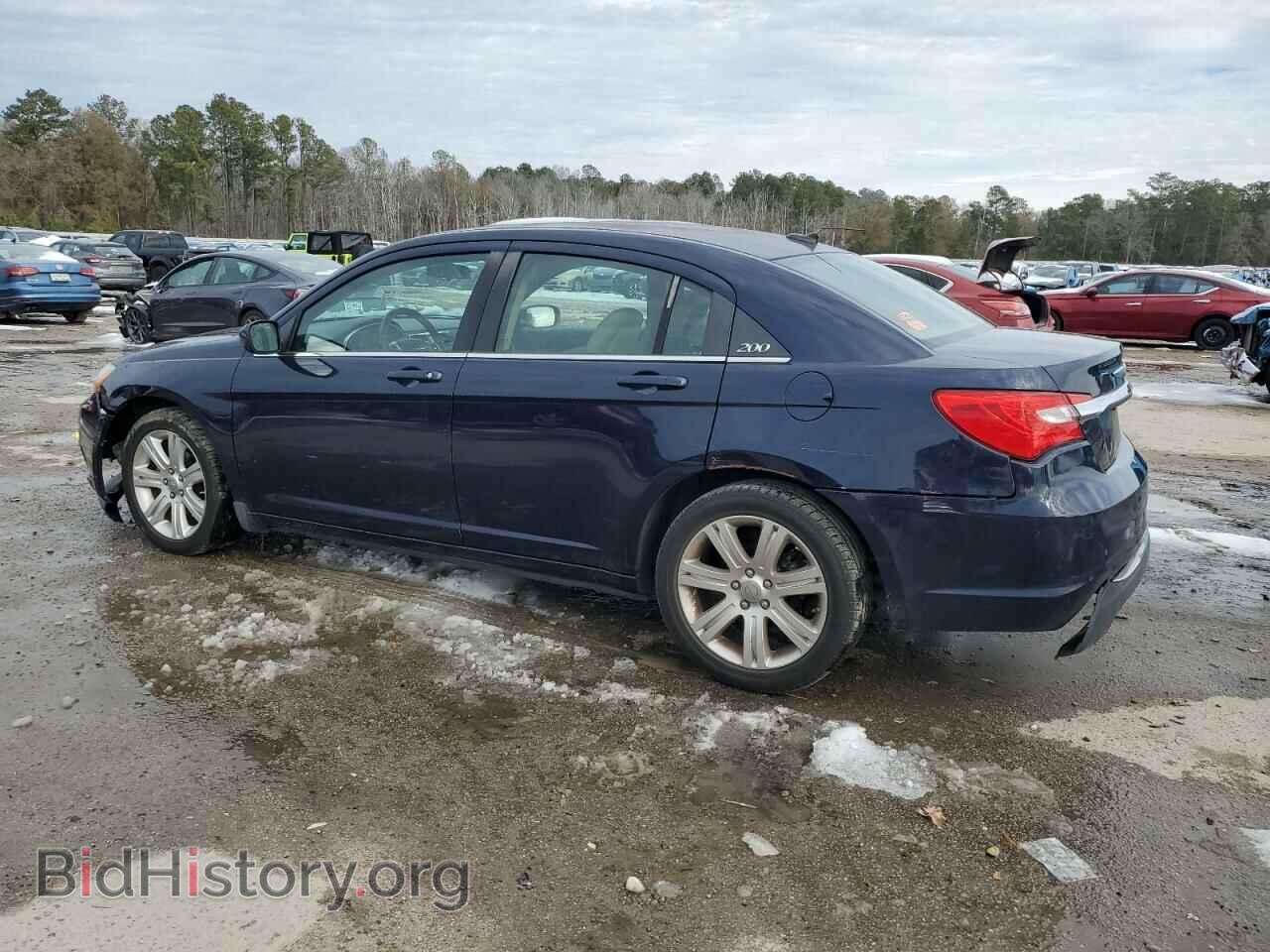 2013 CHRYSLER 200 - VIN: 1C3CCBBB2DN543359 - Фото 2