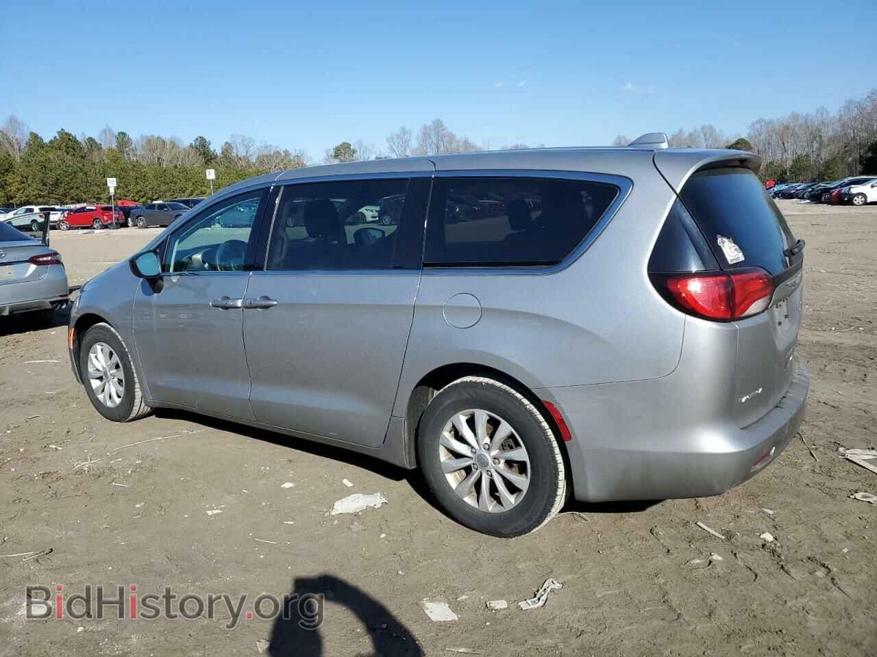 2017 CHRYSLER PACIFICA - VIN: 2C4RC1DGXHR721780 - Photo 2