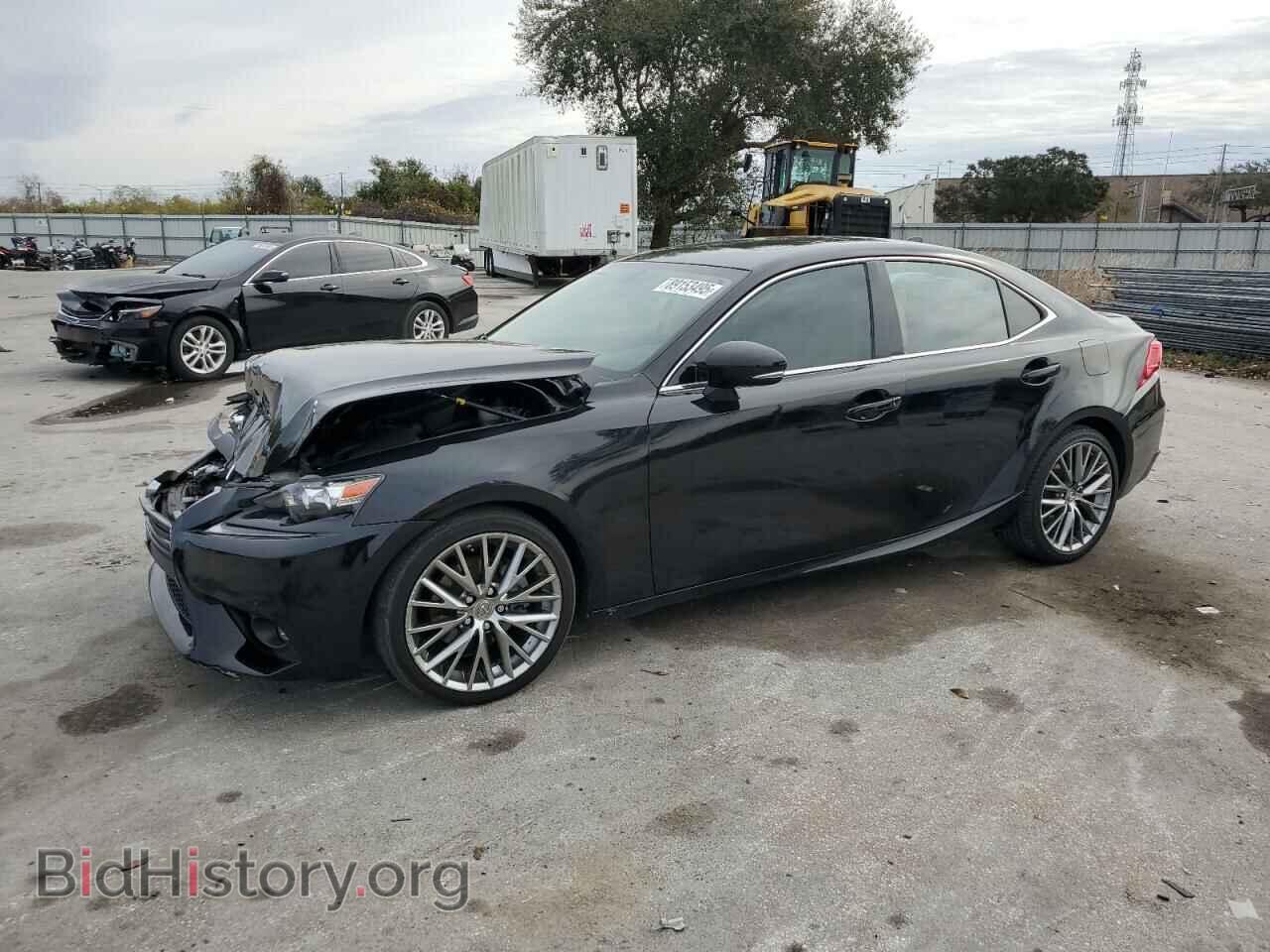 Фотография JTHBF1D28F5058263 - LEXUS IS 2015