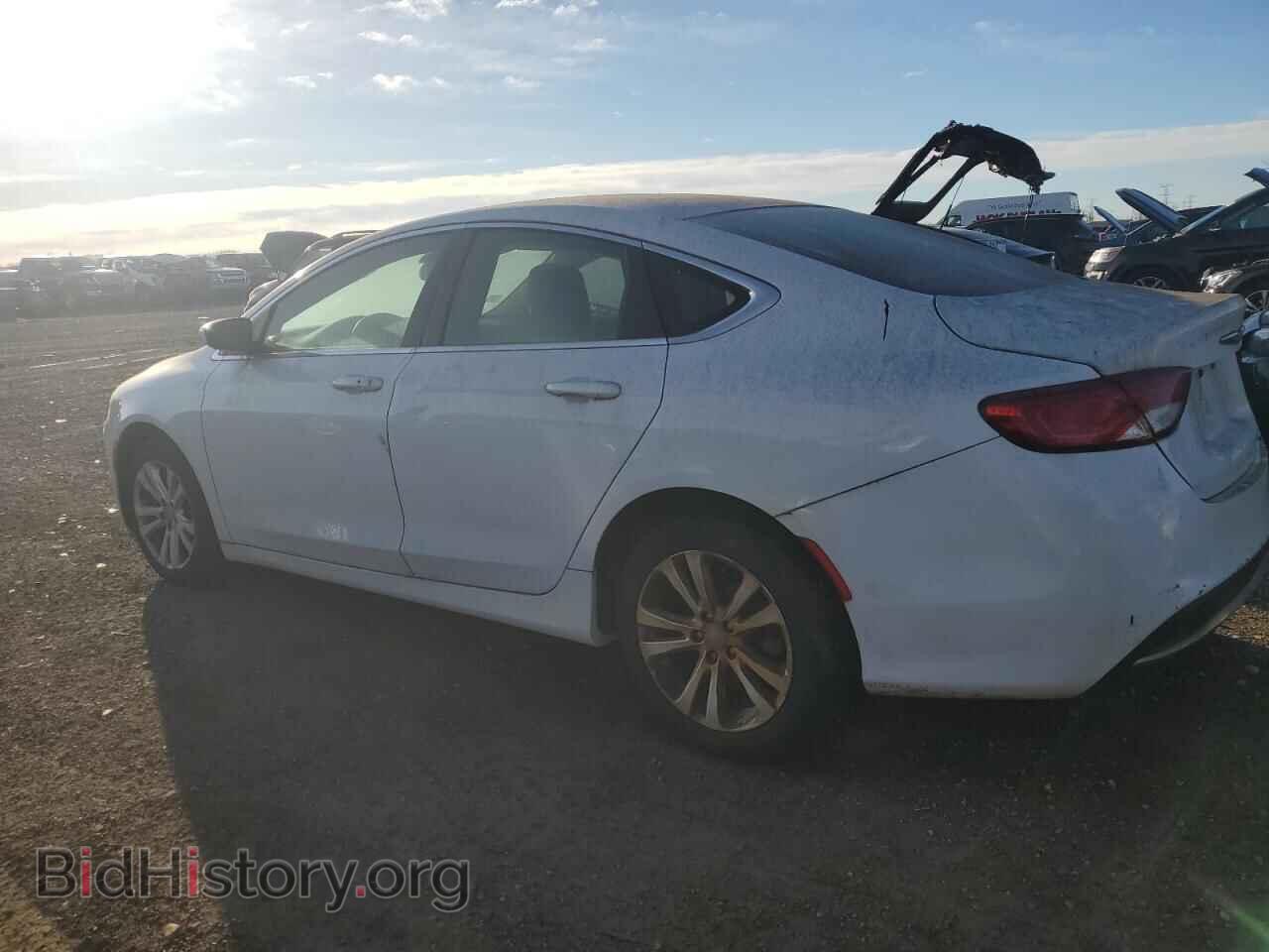 2015 CHRYSLER 200 - VIN: 1C3CCCAB0FN502030 - Фото 2