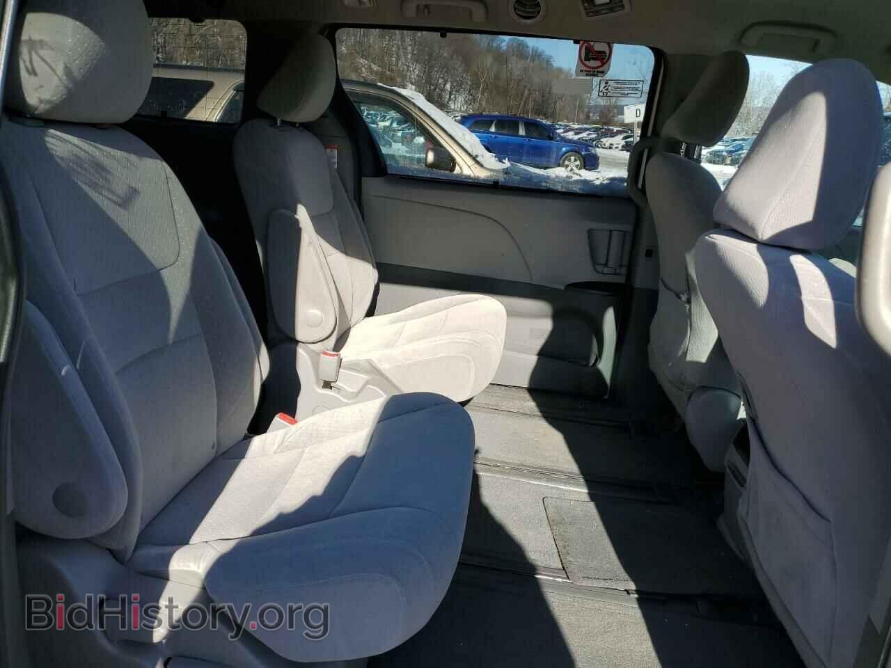 2017 TOYOTA All Models - VIN: 5TDJZ3DC2HS158476 - Фото 11