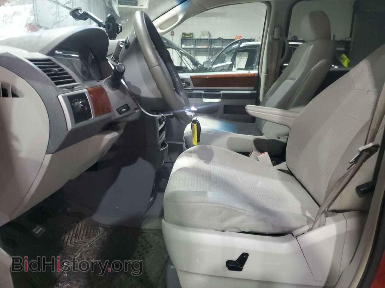 2009 CHRYSLER MINIVAN - VIN: 2A8HR54109R540601 - Фото 7