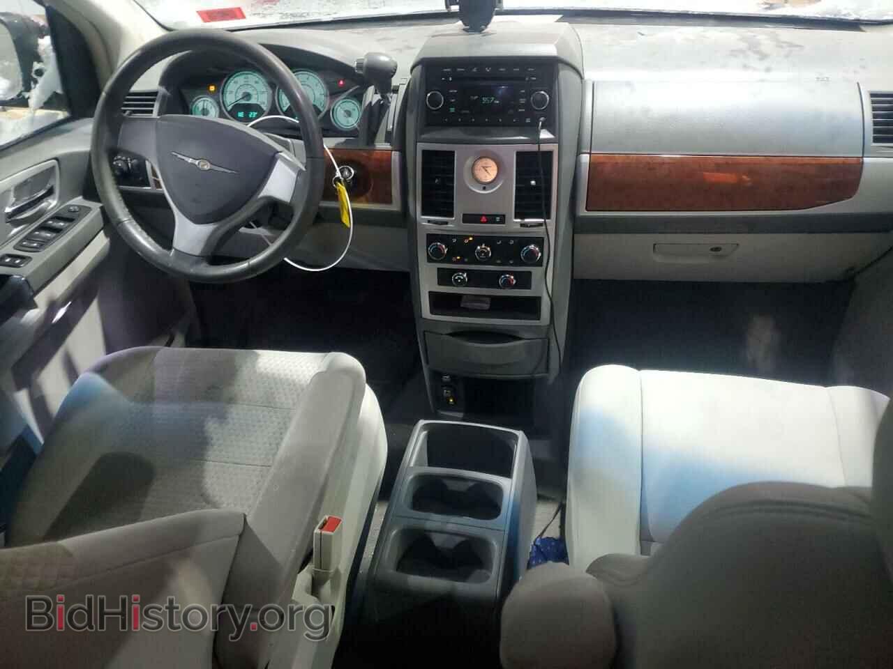 2009 CHRYSLER MINIVAN - VIN: 2A8HR54109R540601 - Фото 8