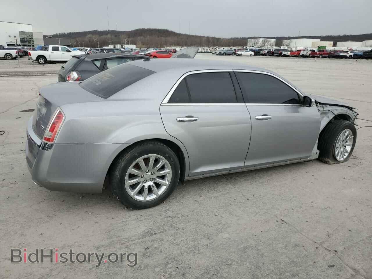 2014 CHRYSLER 300 - VIN: 2C3CCAET7EH117675 - Фото 3
