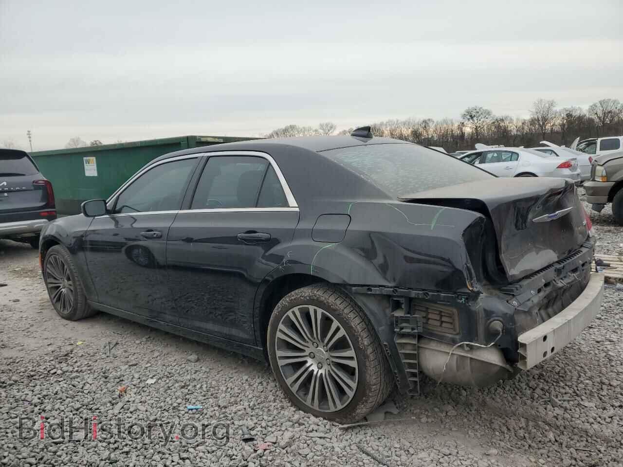 2019 CHRYSLER 300 - VIN: 2C3CCAAG9KH569602 - Фото 2