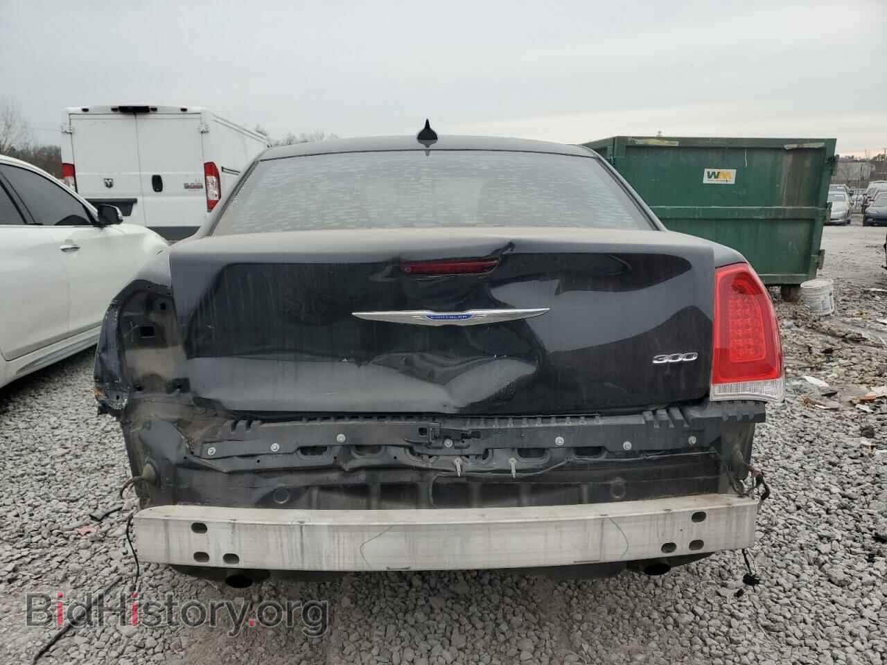 2019 CHRYSLER 300 - VIN: 2C3CCAAG9KH569602 - Фото 6