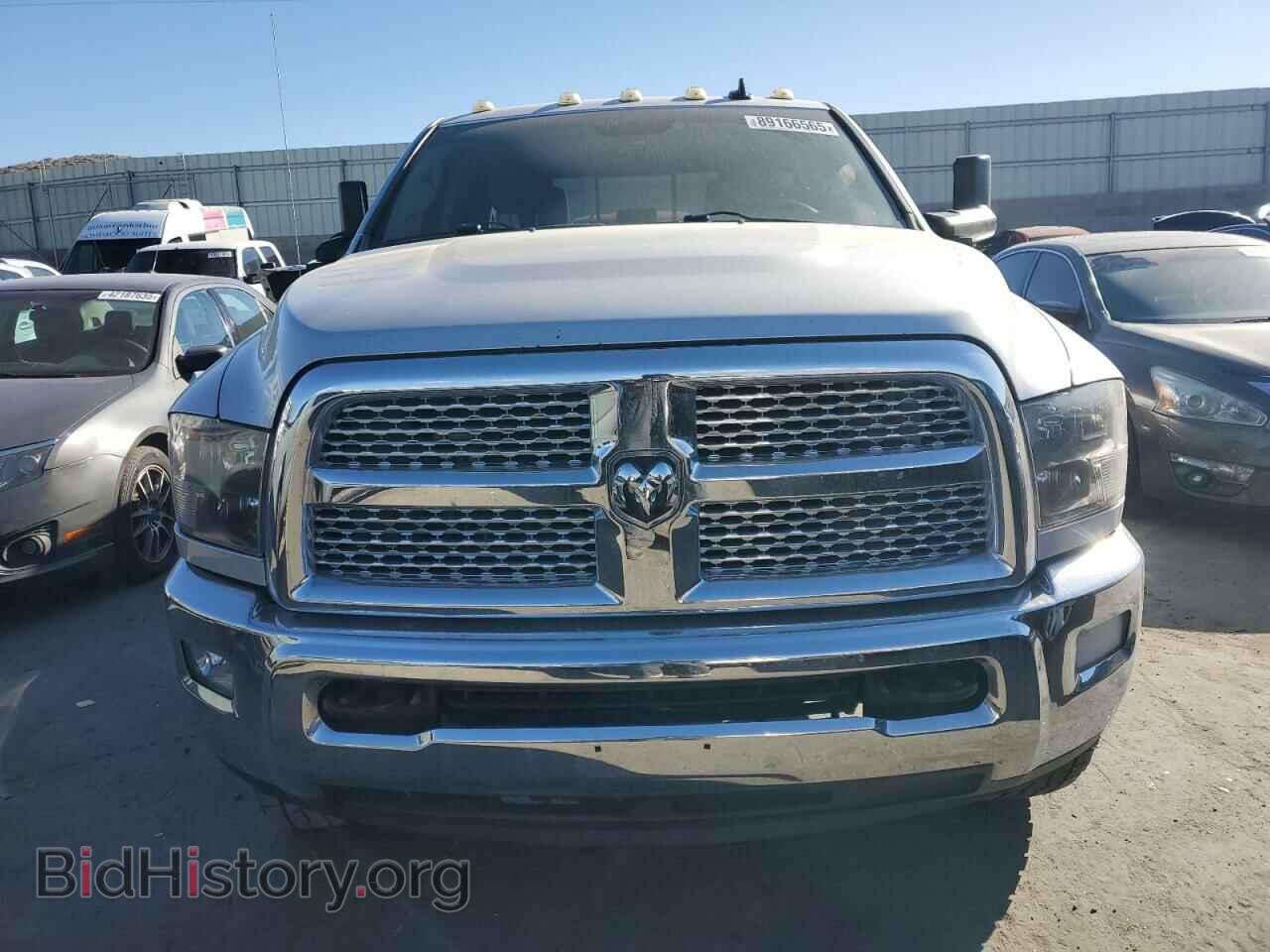 2015 RAM All Models - VIN: 3C6UR5DJ4FG501301 - Photo 5