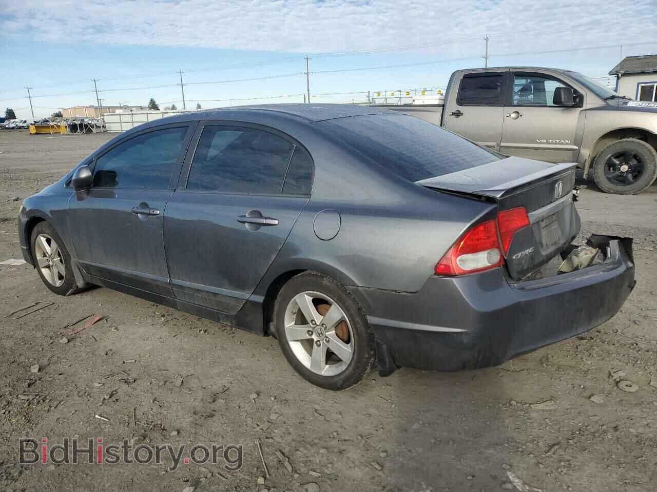 2011 HONDA CIVIC - VIN: 19XFA1F67BE036951 - Фото 2