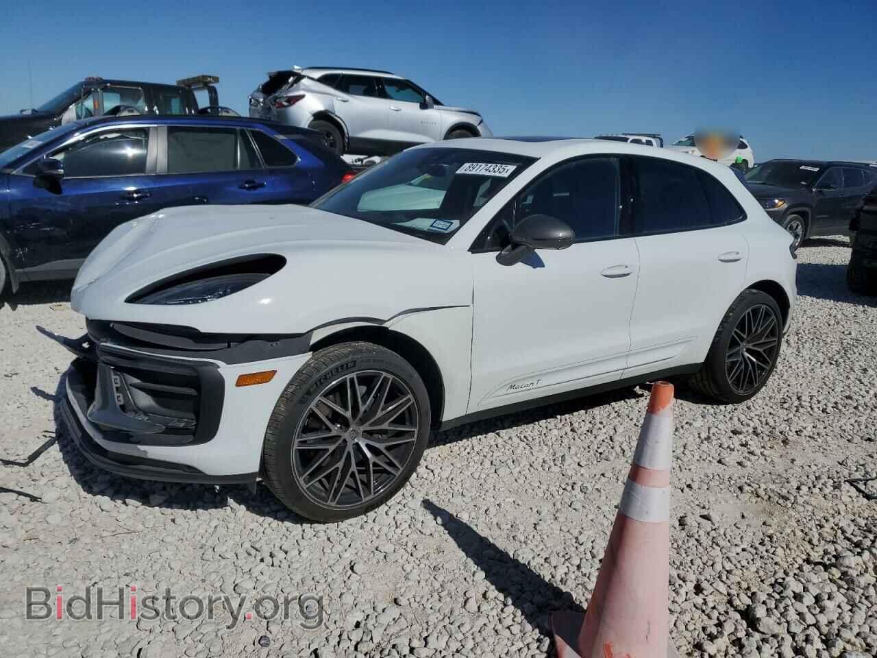 Фотография WP1AA2A53RLB07335 - PORSCHE MACAN BASE 2024