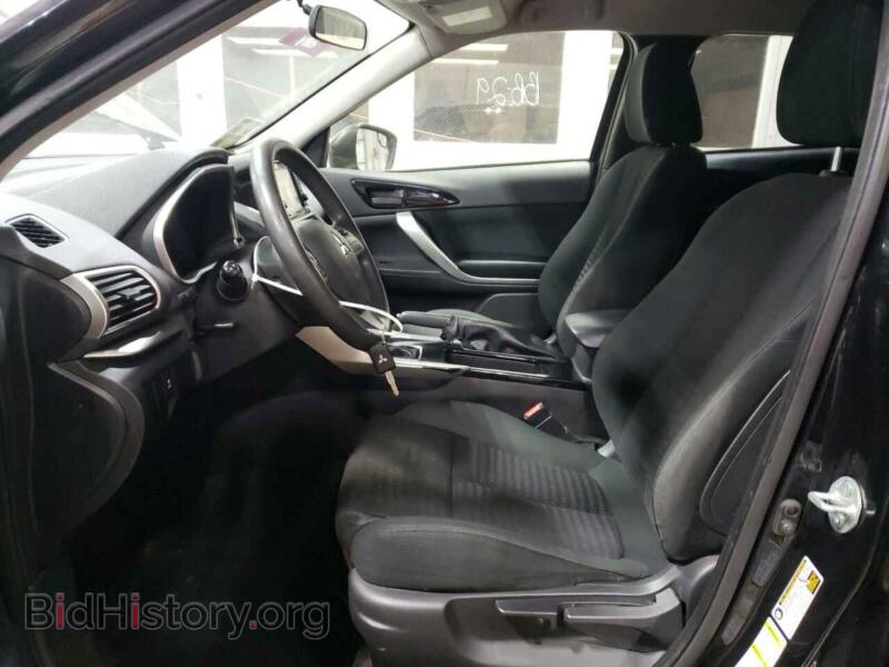 2018 Mitsubishi ECLIPSE (VIN JA4AT3AA6JZ067259) — photo 7 of 13