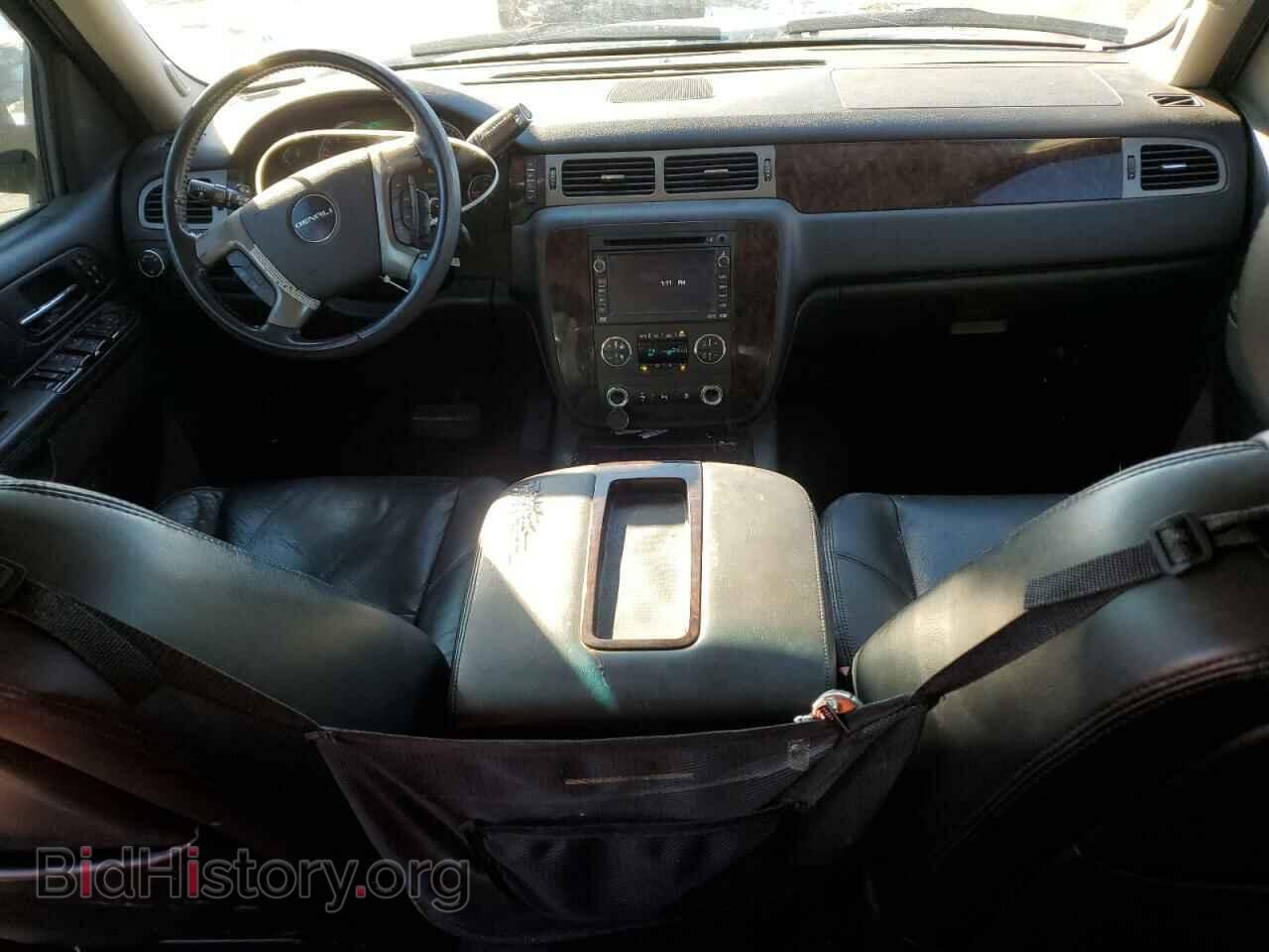 2010 GMC YUKON - VIN: 1GKUKEEF9AR155945 - Photo 8