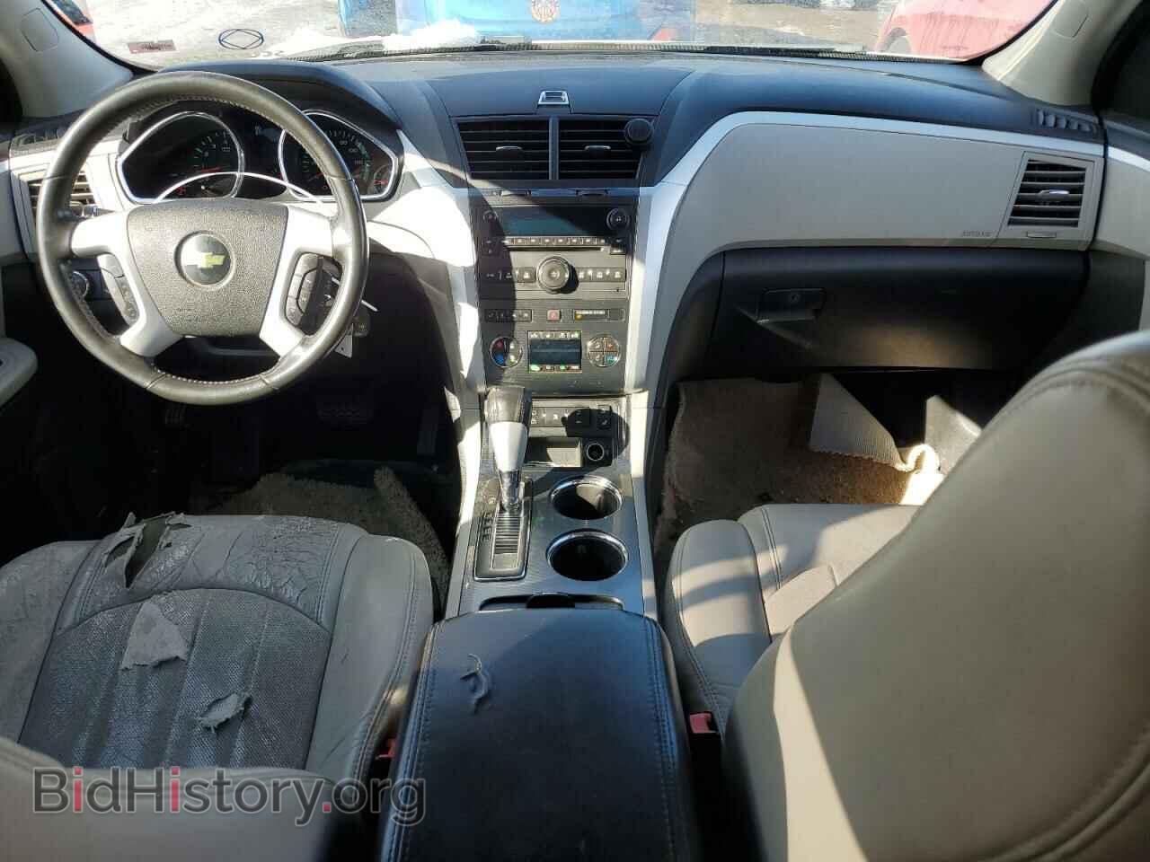 2011 CHEVROLET TRAVERSE - VIN: 1GNKVLED0BJ406436 - Фото 8