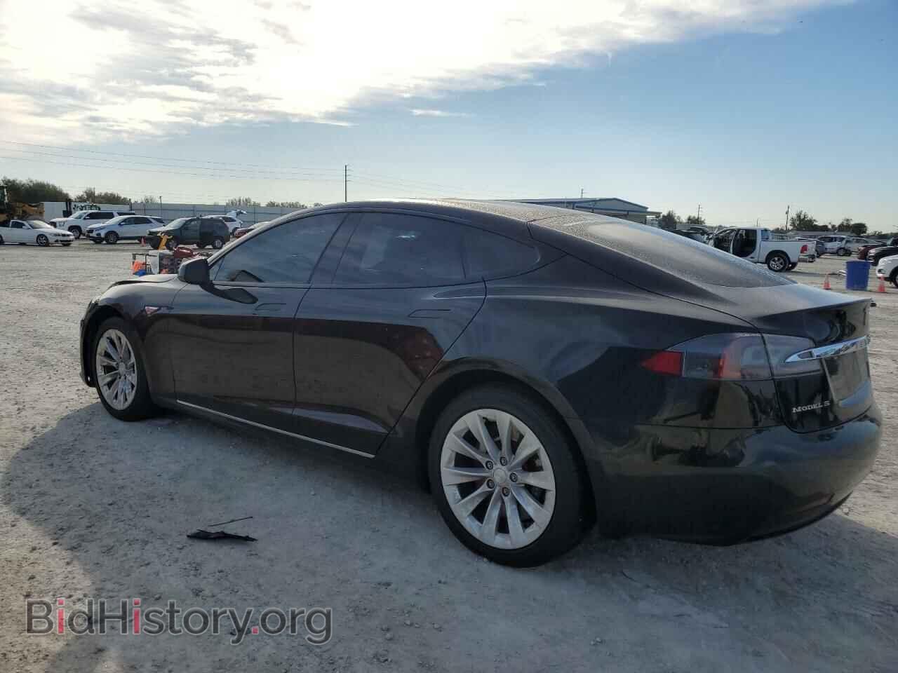 2016 TESLA MODEL S - VIN: 5YJSA1E16GF161056 - Photo 2