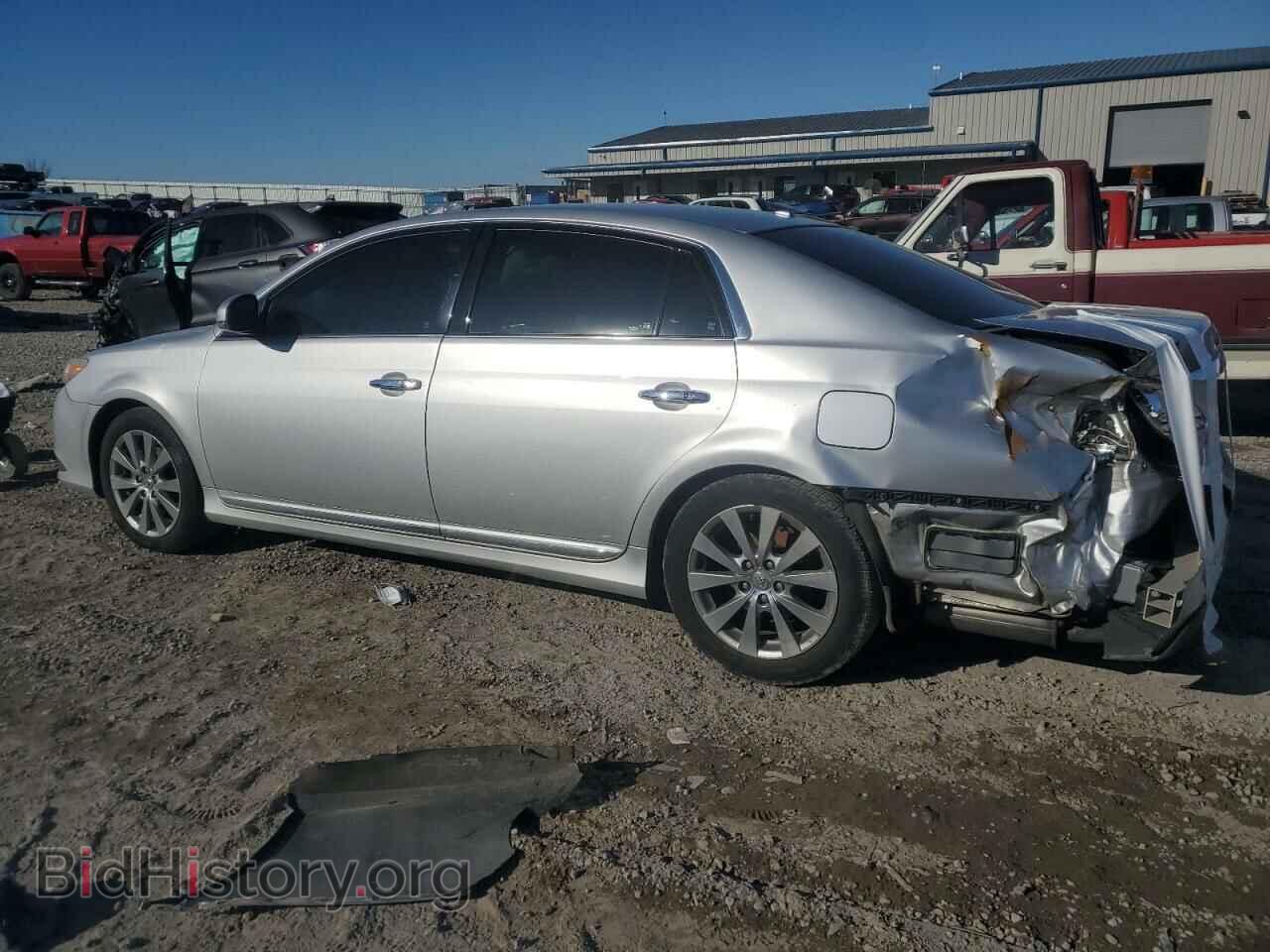2011 TOYOTA AVALON - VIN: 4T1BK3DBXBU435325 - Фото 2