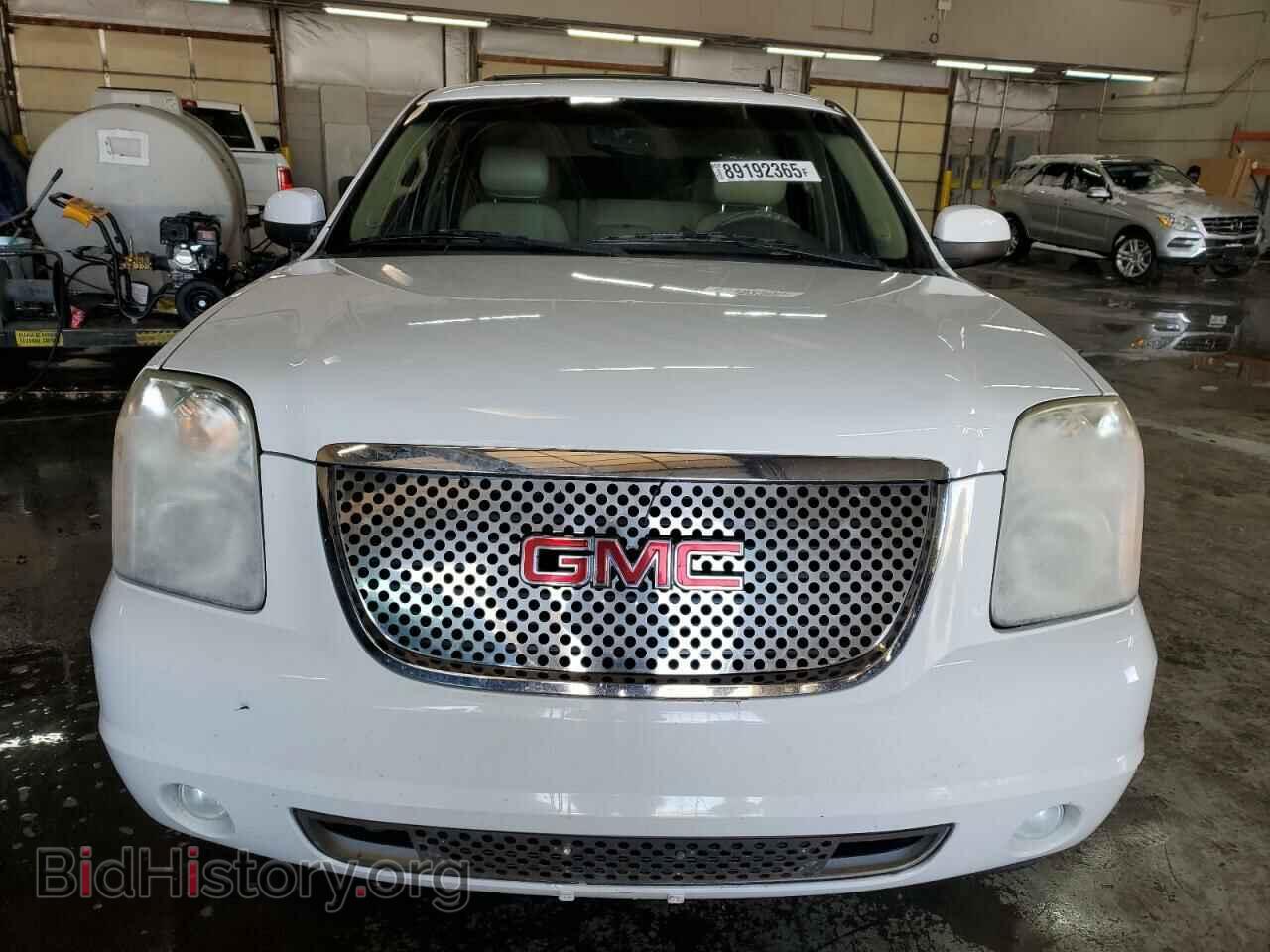 2011 GMC YUKON - VIN: 1GKS1CE06BR298945 - Фото 5