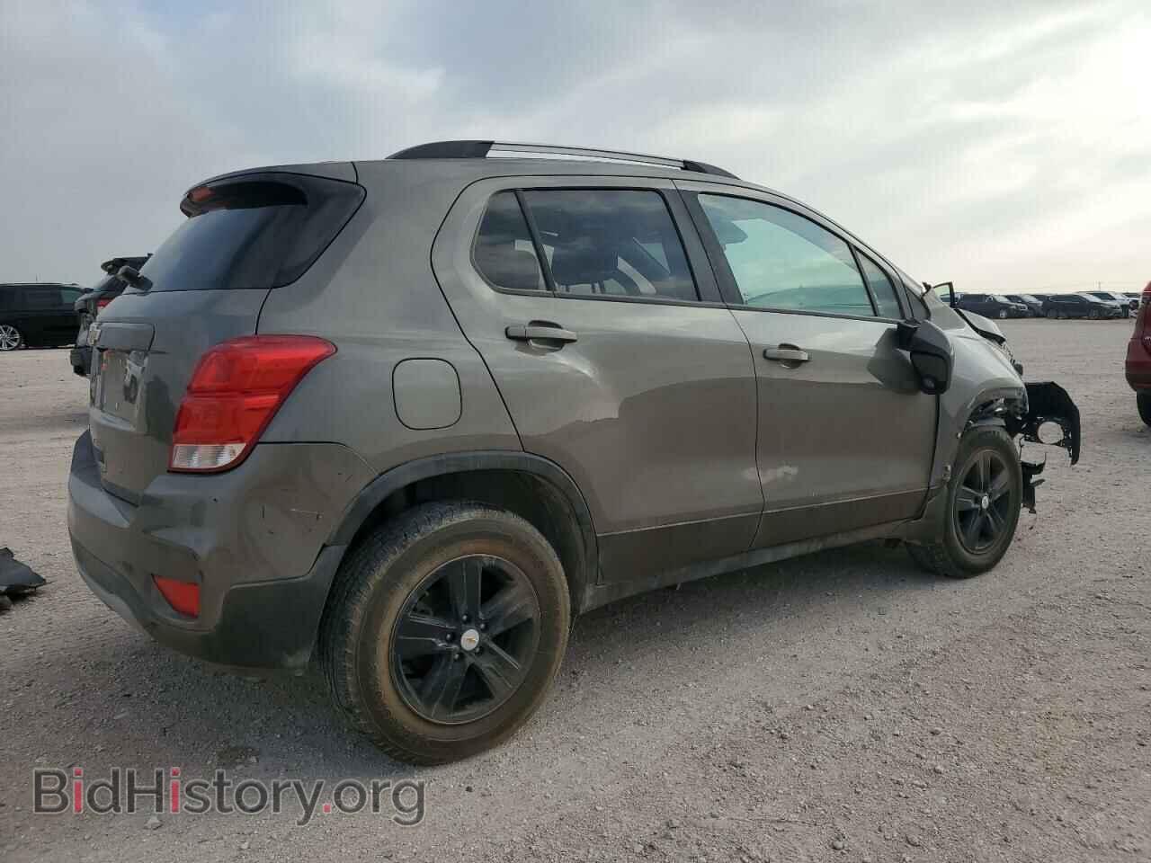 2021 CHEVROLET TRAX - VIN: KL7CJPSB2MB323572 - Фото 3