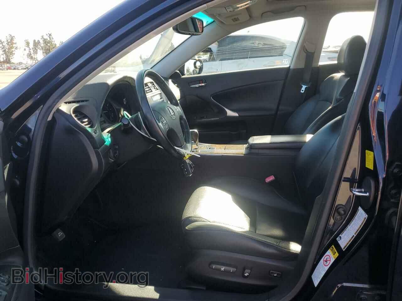 2010 LEXUS IS - VIN: JTHBF5C20A5112284 - Photo 7