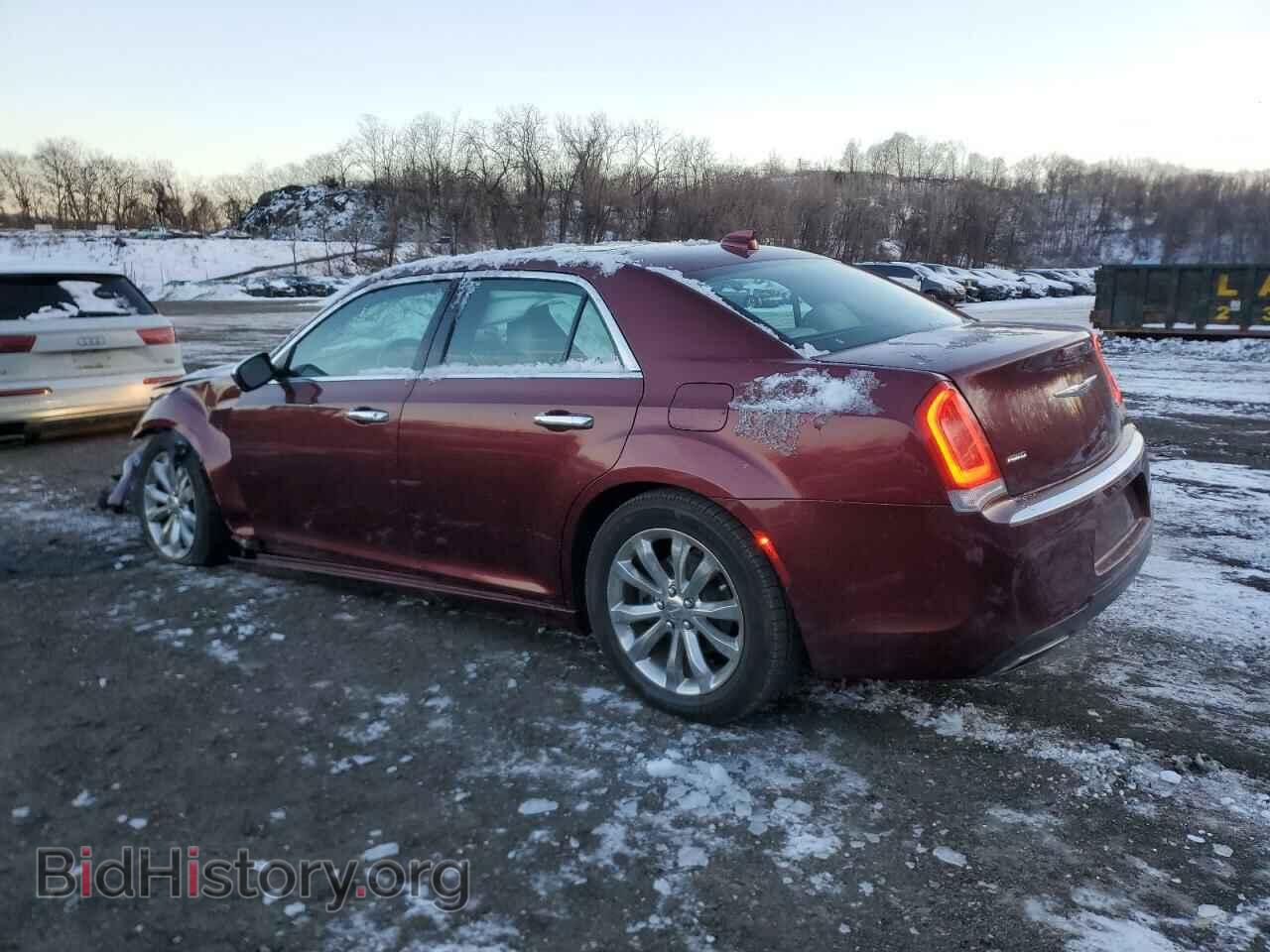 2017 CHRYSLER 300 - VIN: 2C3CCAKG4HH506804 - Фото 2