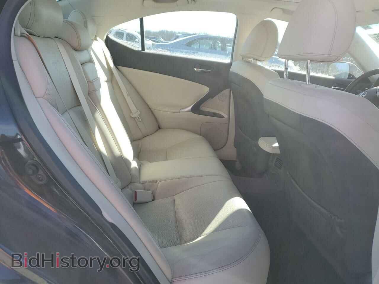 2011 LEXUS IS - VIN: JTHBF5C29B5154972 - Photo 10