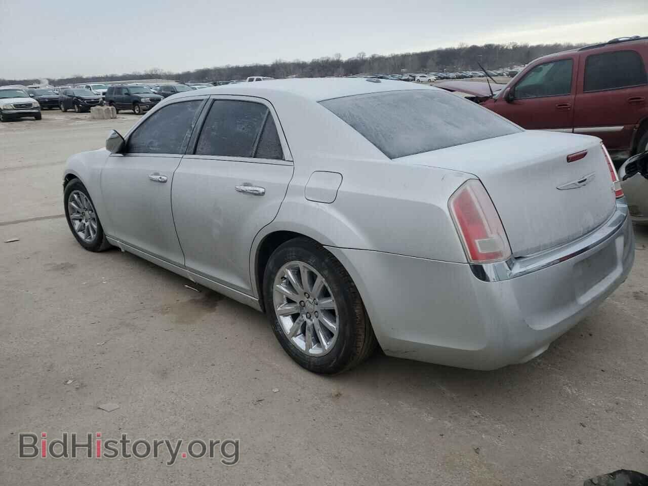 2012 CHRYSLER 300 - VIN: 2C3CCAET6CH30876X - Photo 2