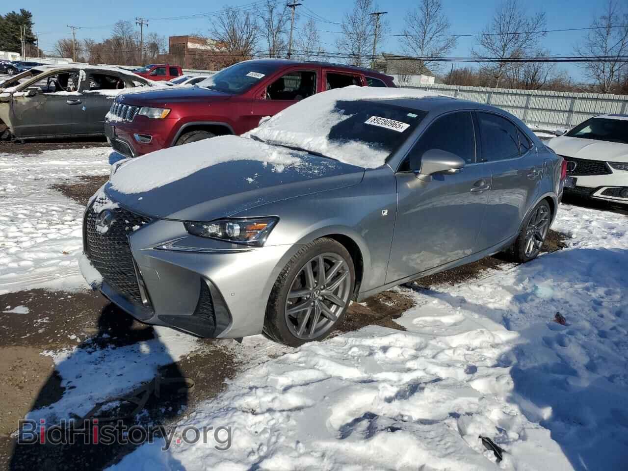 Photo JTHBZ1D29J5033498 - LEXUS IS 2018