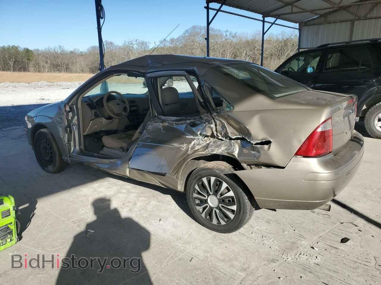 2005 FORD FOCUS - VIN: 1FAFP34N75W262167 - Фото 2