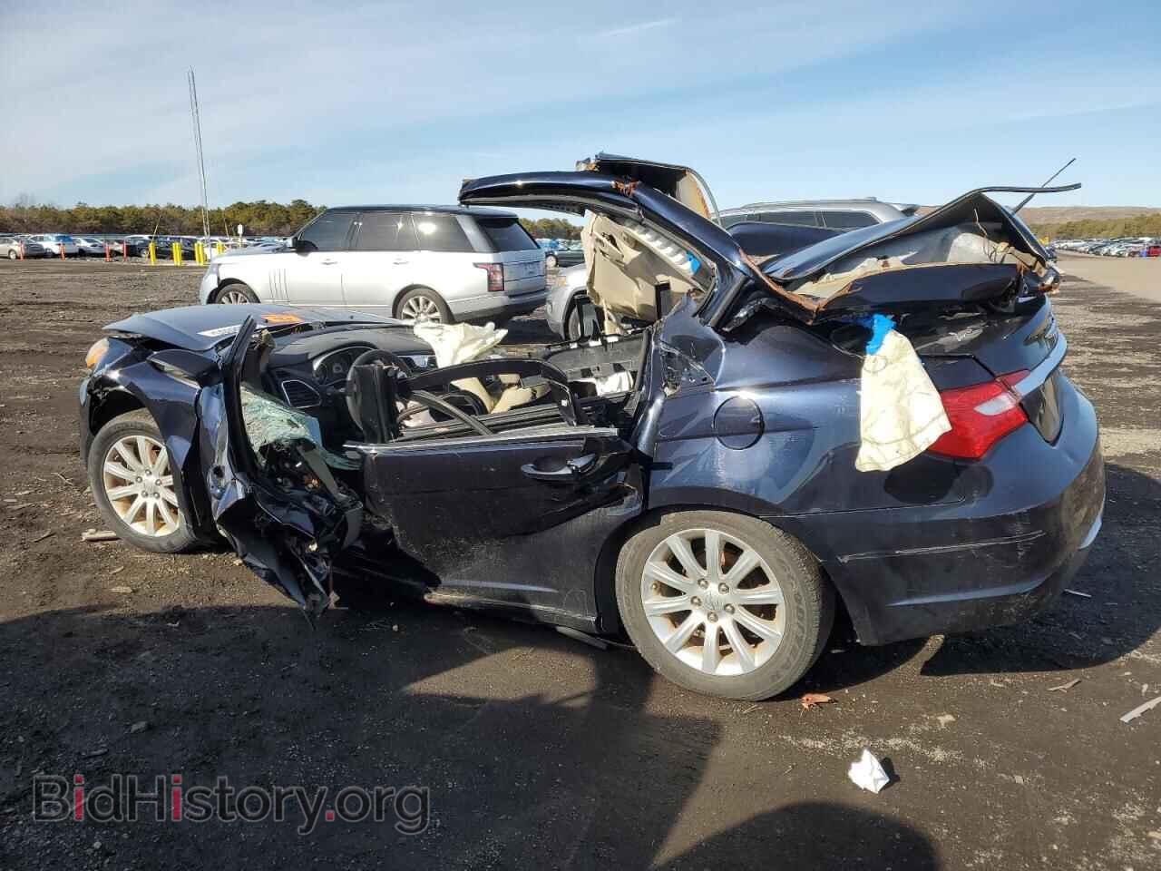 2011 CHRYSLER 200 - VIN: 1C3BC1FG2BN503579 - Фото 2