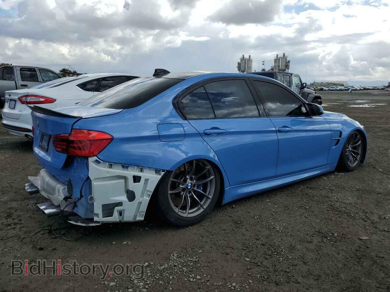 2018 BMW M3 - VIN: WBS8M9C5XJ5L00015 - Фото 3