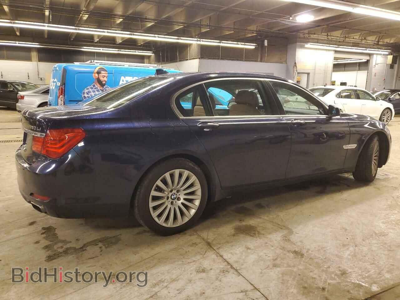 2011 BMW 7 SERIES - VIN: WBAKC8C57BC432489 - Фото 3