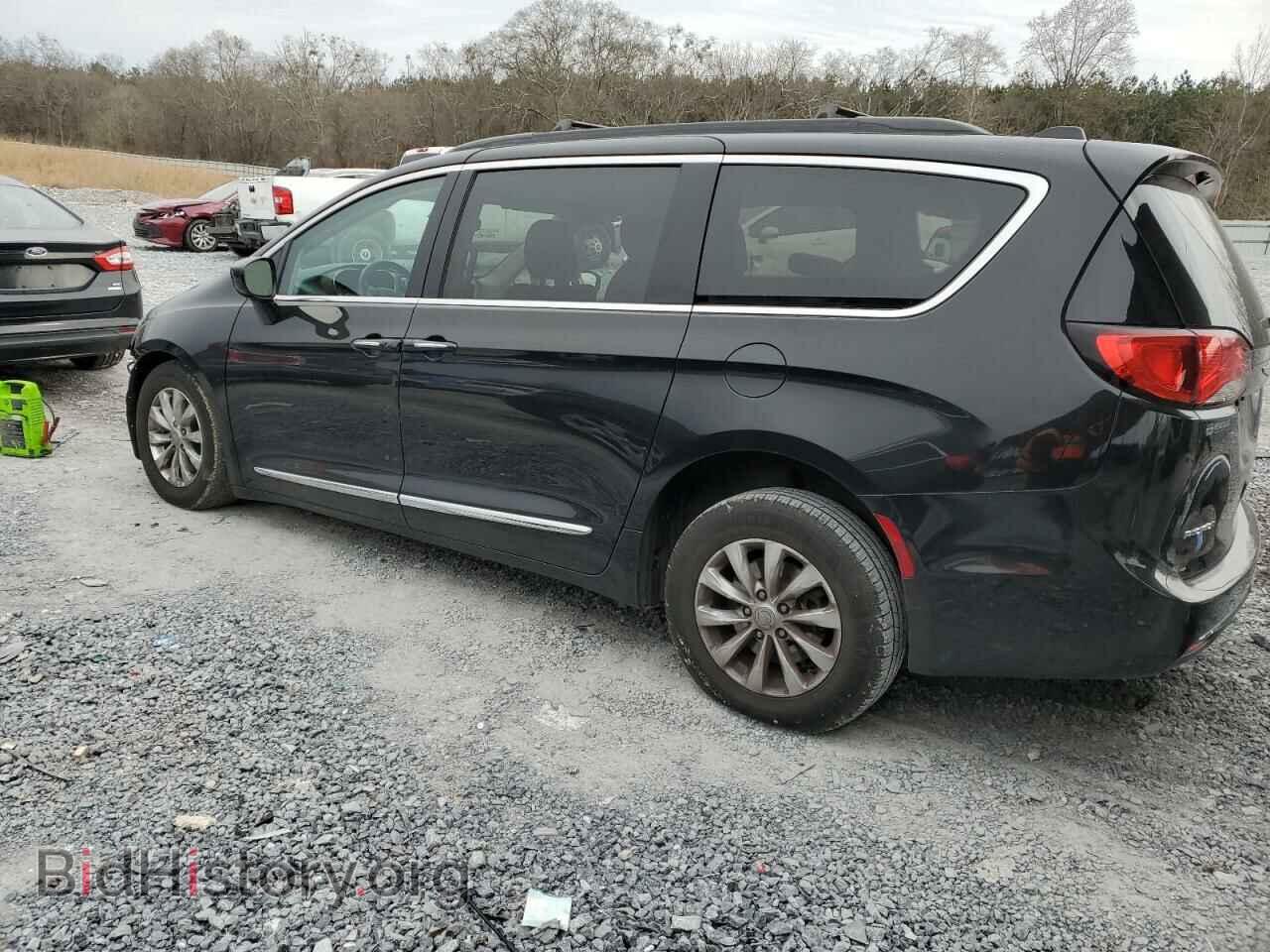 2017 CHRYSLER PACIFICA - VIN: 2C4RC1BGXHR535210 - Фото 2